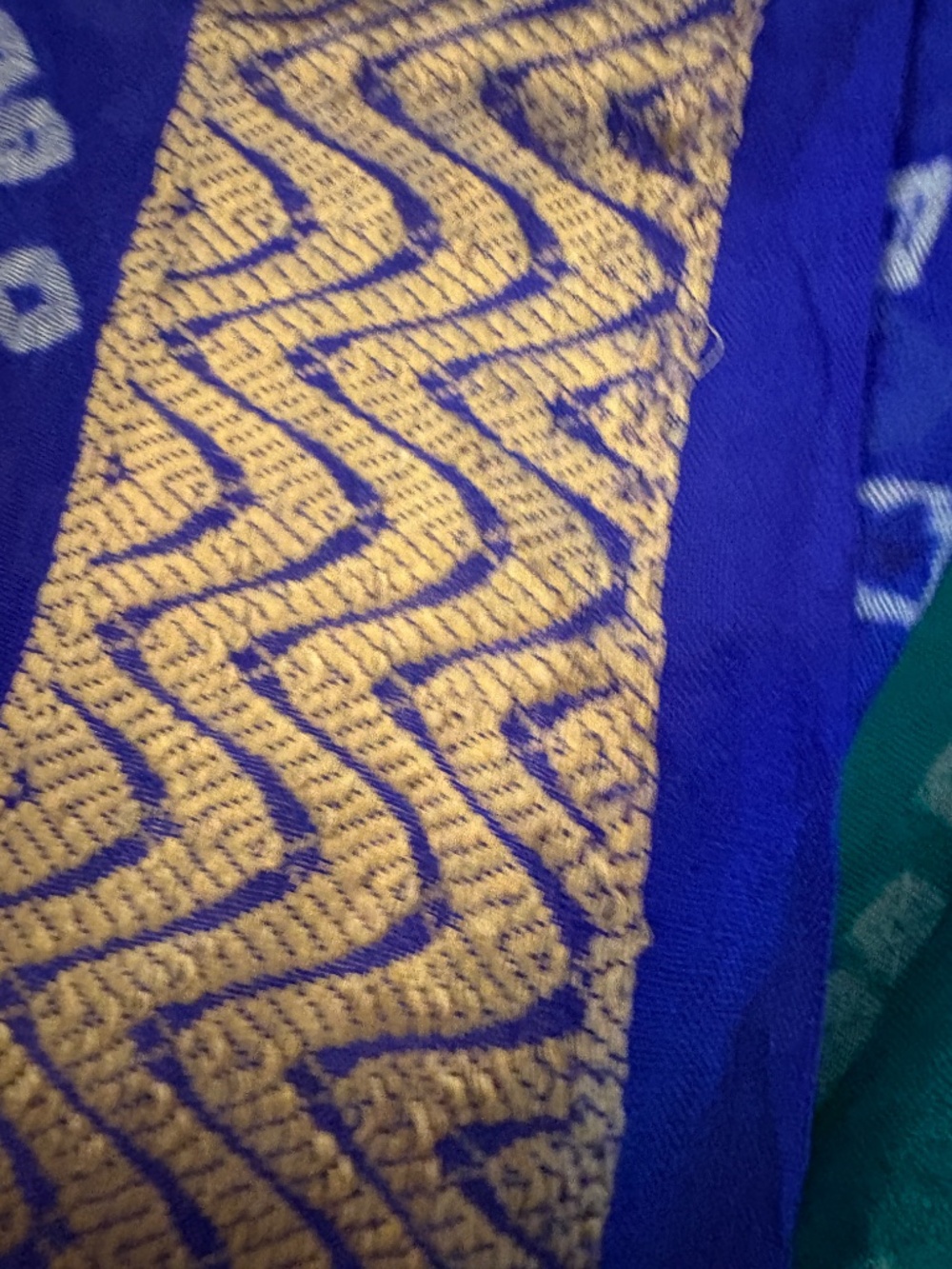 SILK wrap - Picture 3 of 10